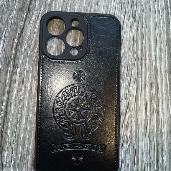 An application scenario or product detail of chrome hearts case - Image 7