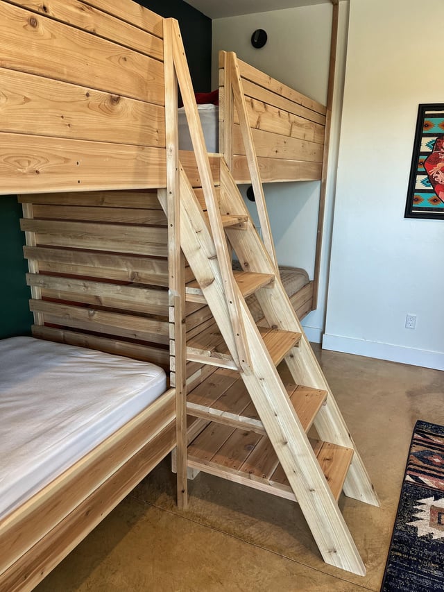 An application scenario or product detail of circular bunk bed - Image 9