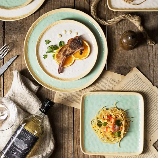 An application scenario or product detail of circular dish for hotel food - Image 17