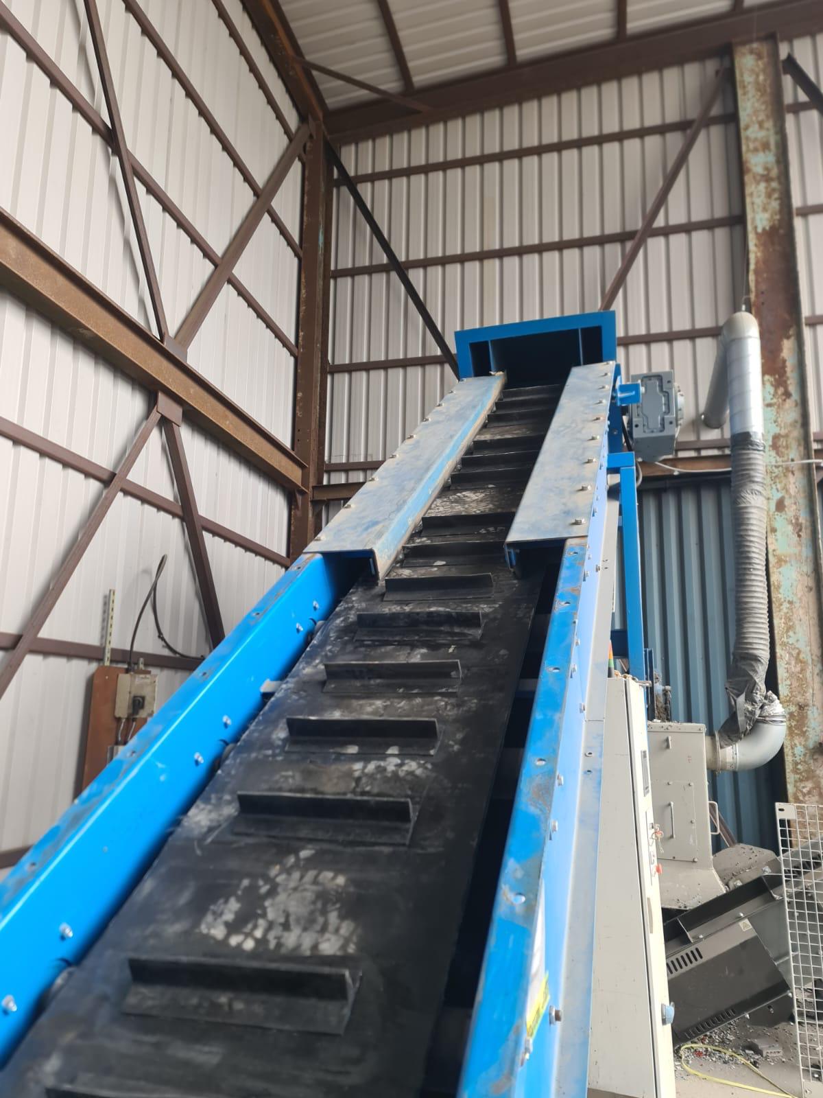 An application scenario or product detail of cleated conveyor belt - Image 7