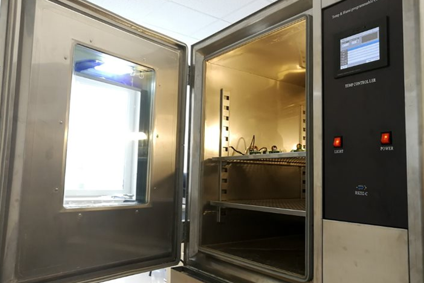 An application scenario or product detail of climate chamber - Image 1