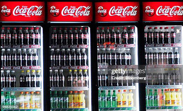 An application scenario or product detail of coke refrigerator - Image 9