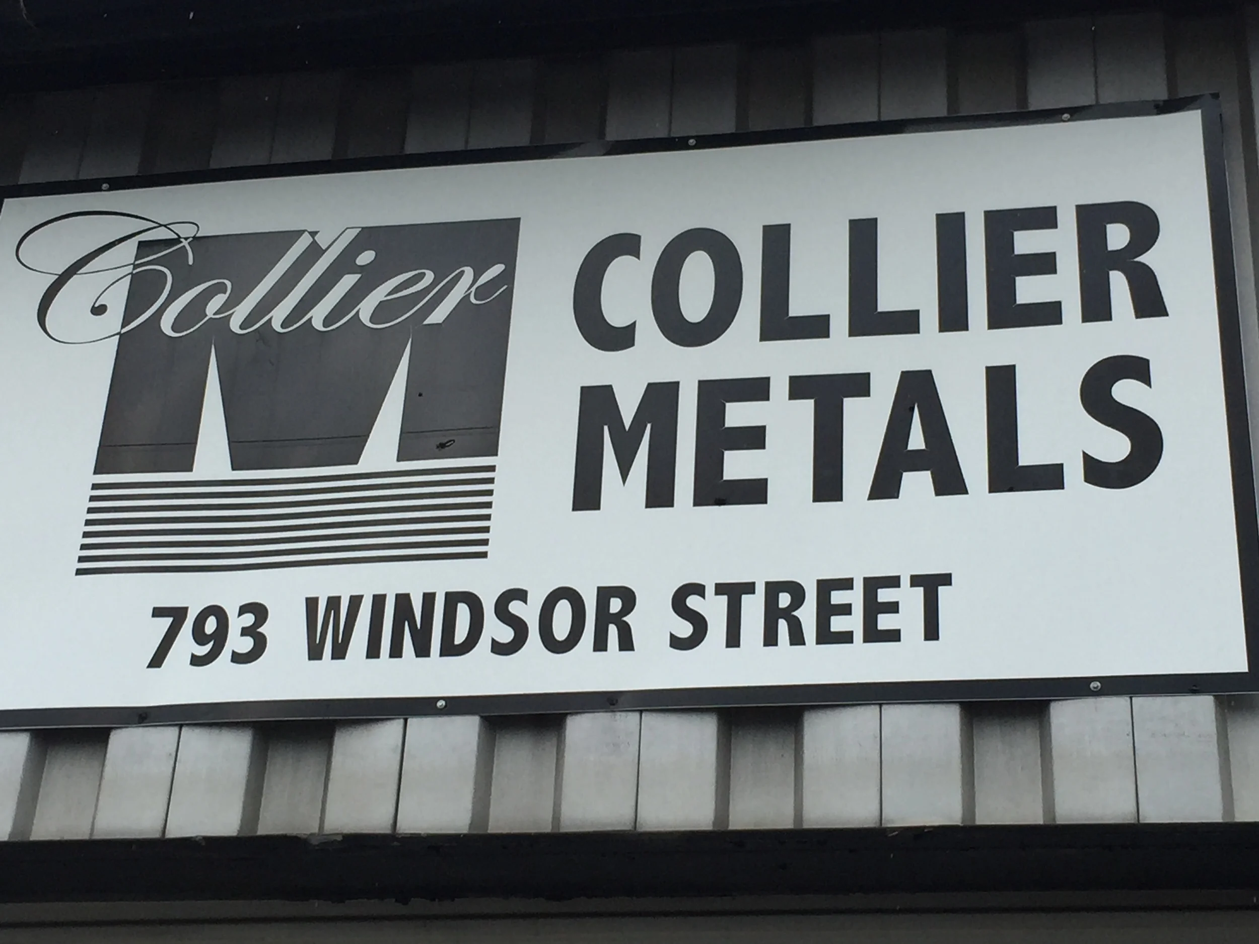 An application scenario or product detail of collier metal - Image 7