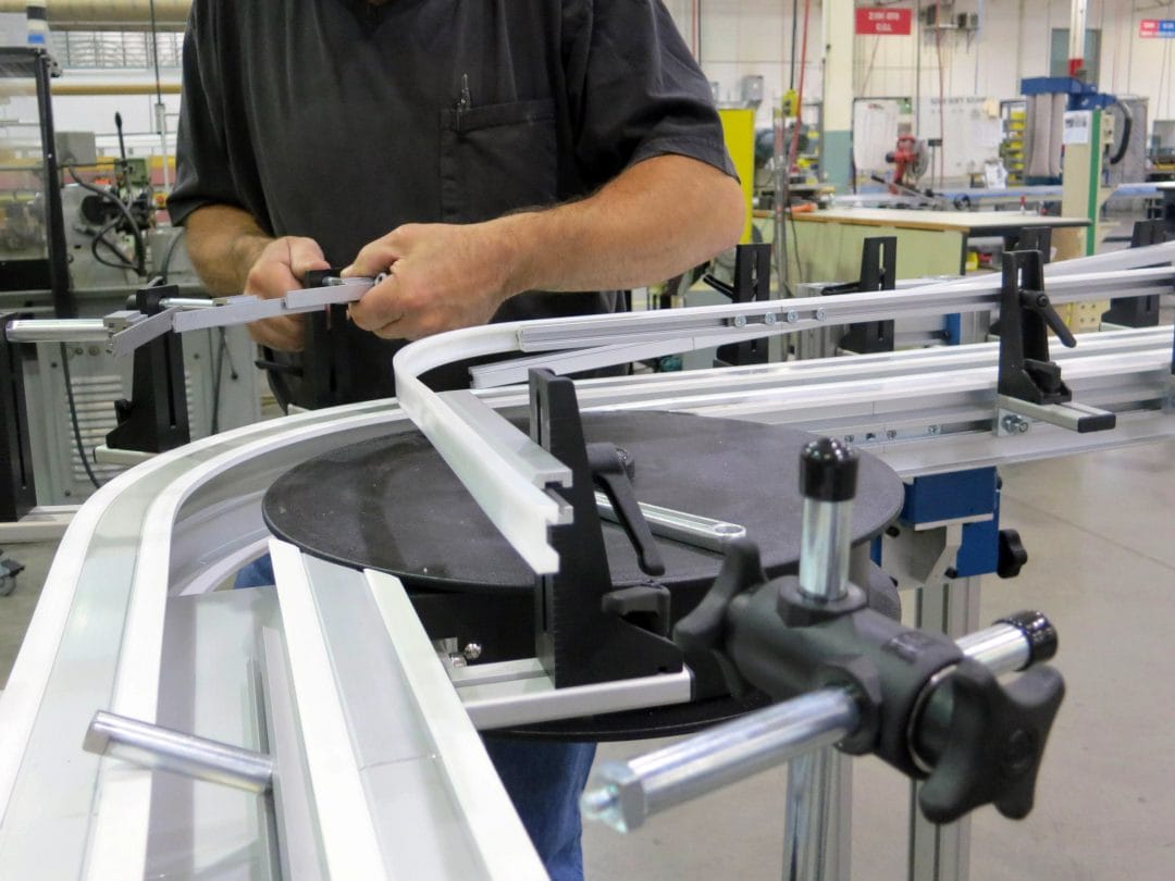 An application scenario or product detail of conveyor installation - Image 7