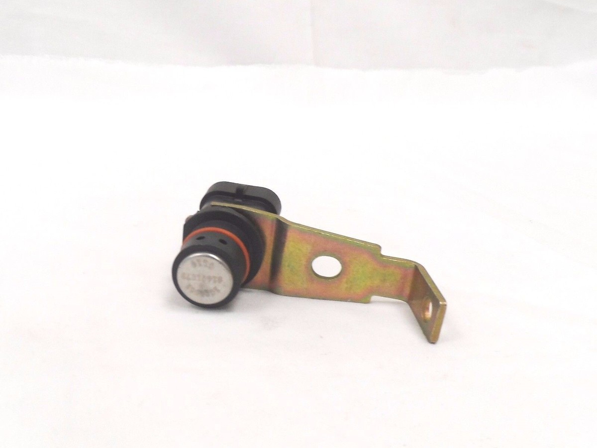 An application scenario or product detail of crank sensor 12562910 - Image 6