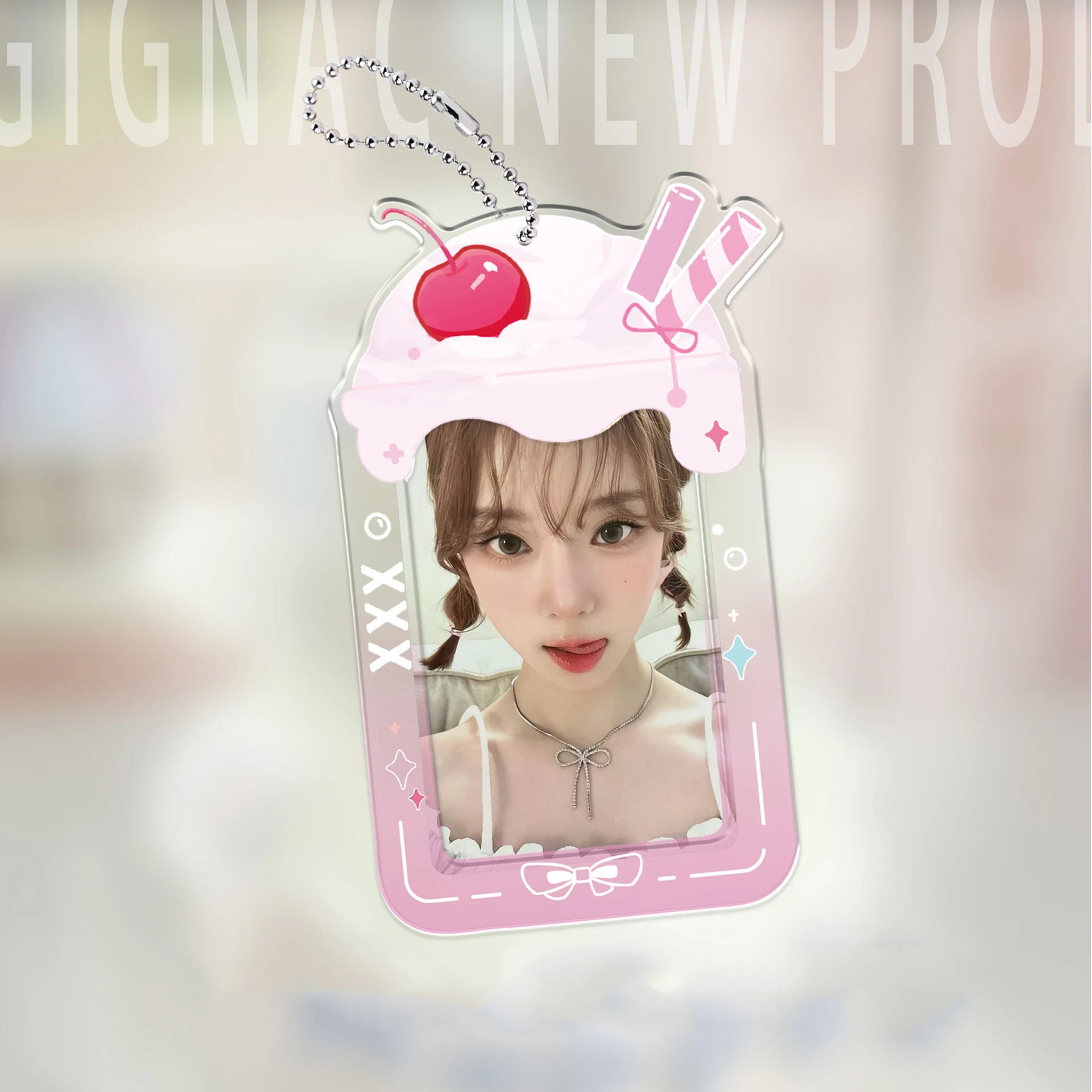 An application scenario or product detail of cream photocard holders - Image 4