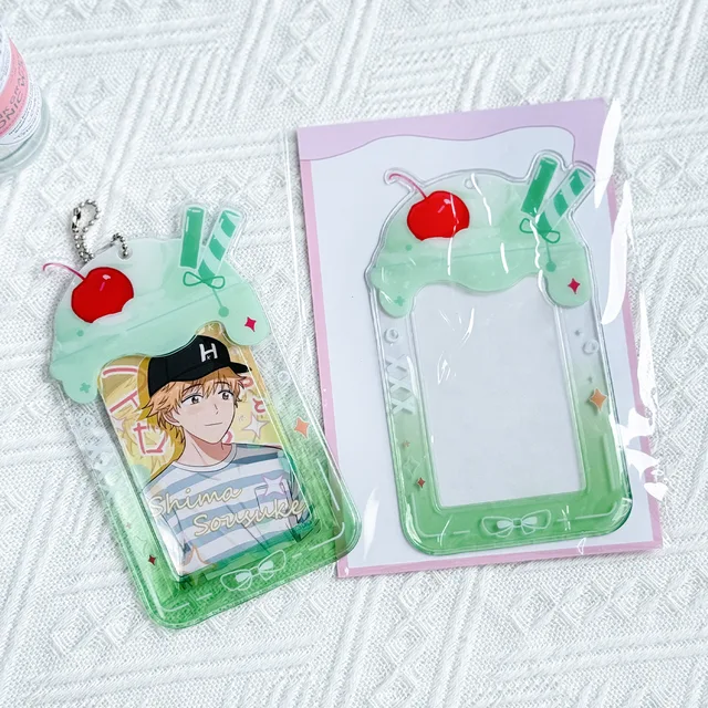 An application scenario or product detail of cream photocard holders - Image 16