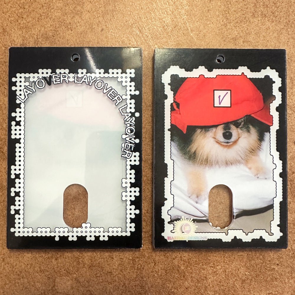 An application scenario or product detail of cream photocard holders - Image 17