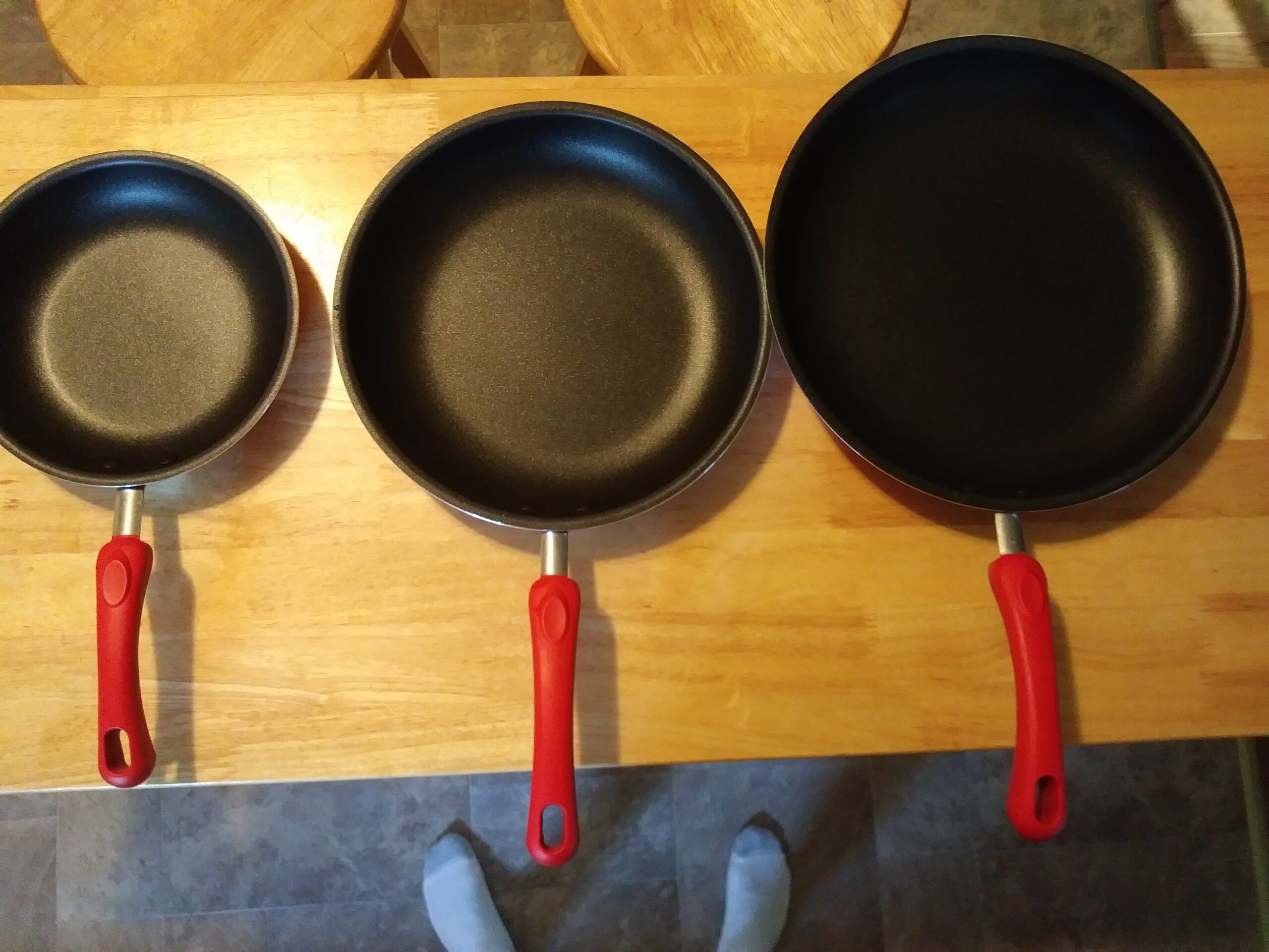 An application scenario or product detail of crofton pans - Image 5