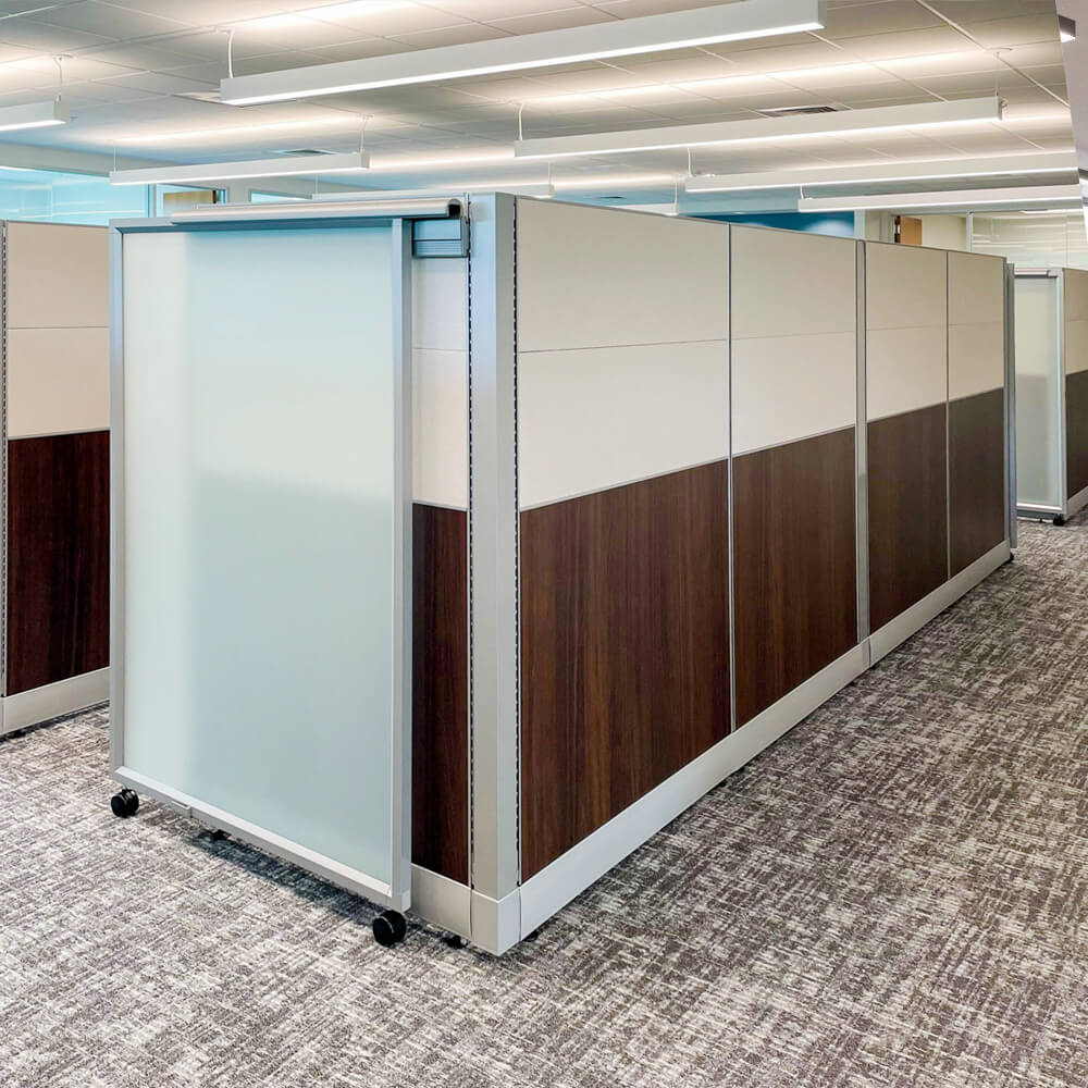 An application scenario or product detail of cubicle door - Image 2