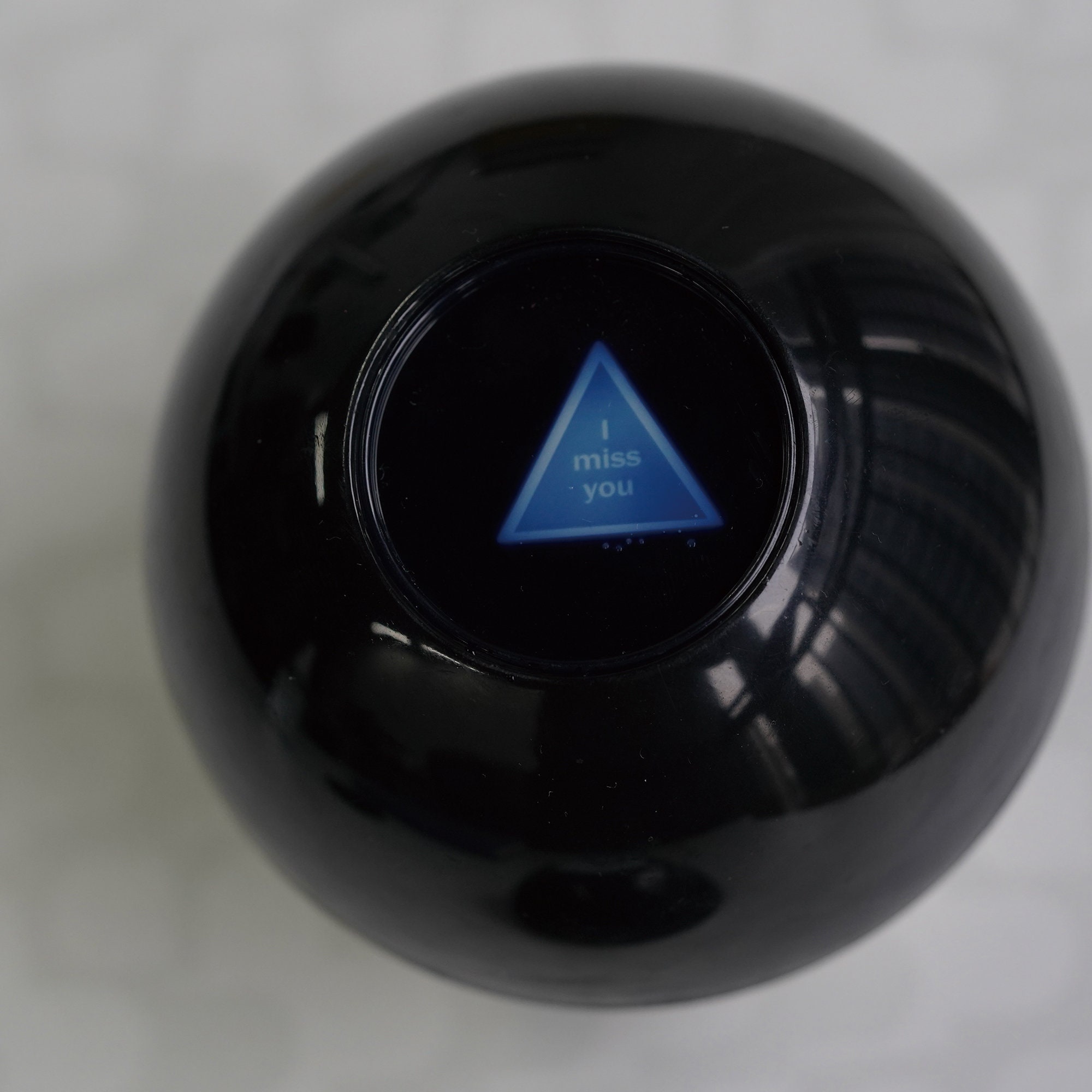 An application scenario or product detail of custom magic 8 ball - Image 12