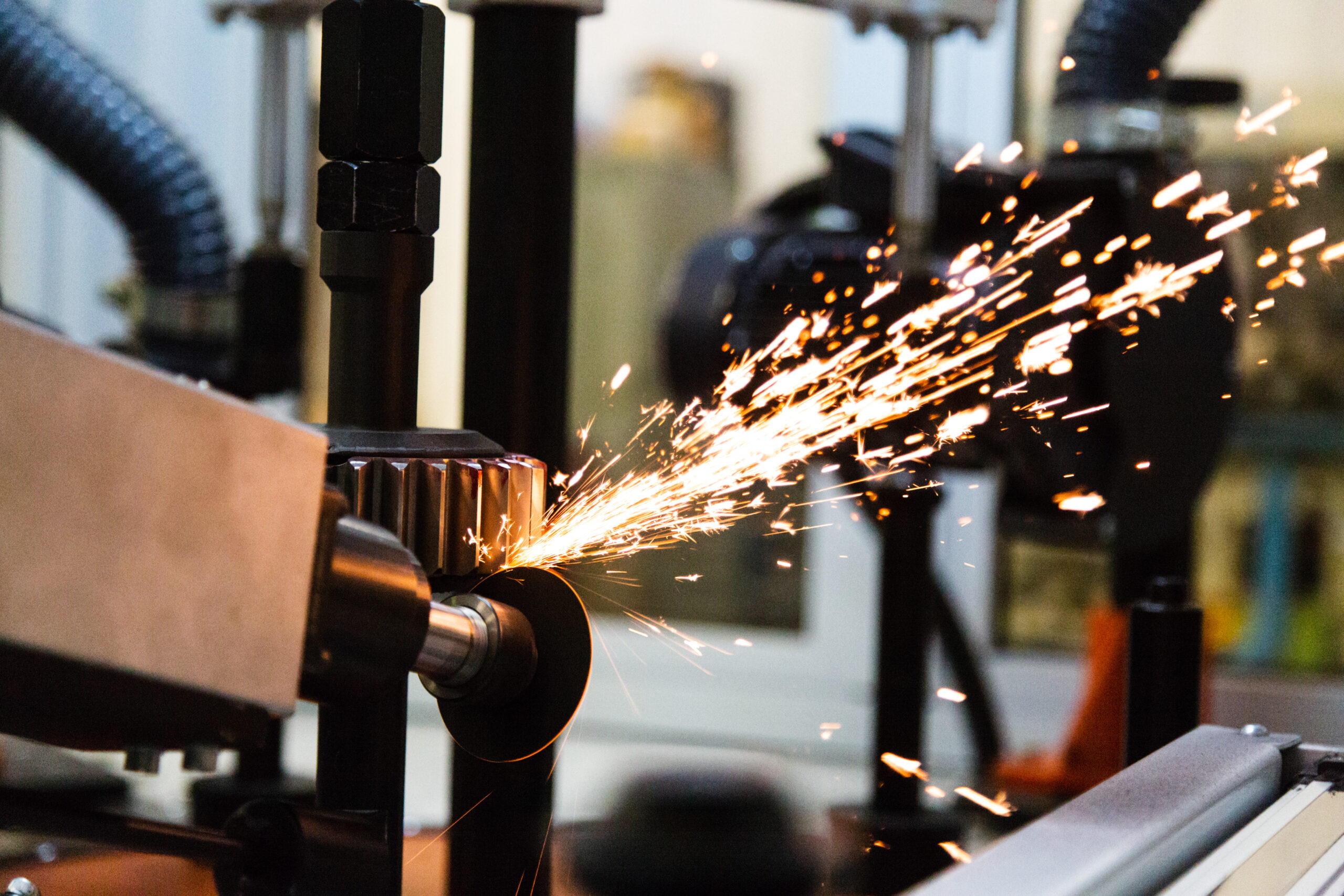 An application scenario or product detail of deburring equipment - Image 22
