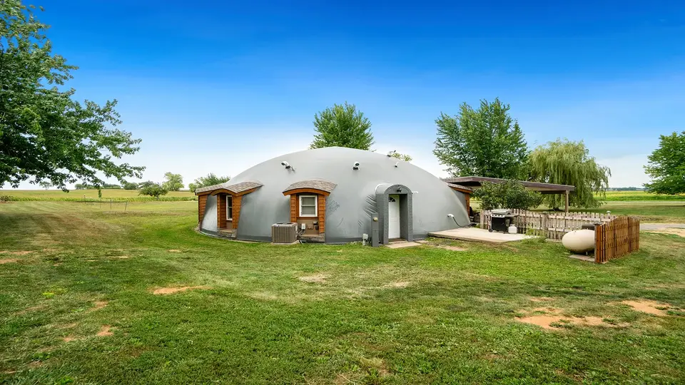 An application scenario or product detail of dome homes for sale - Image 10
