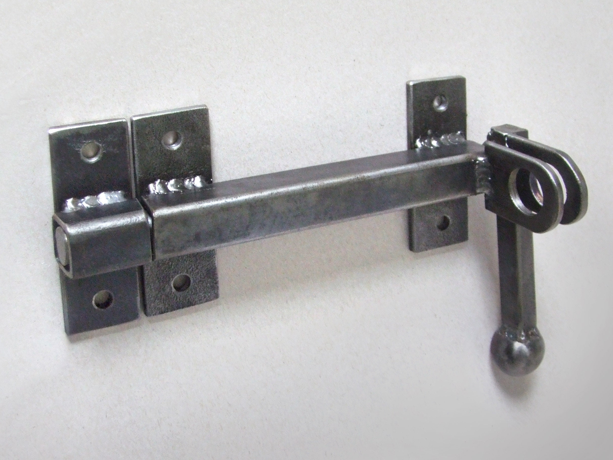 An application scenario or product detail of door latches hardware - Image 1