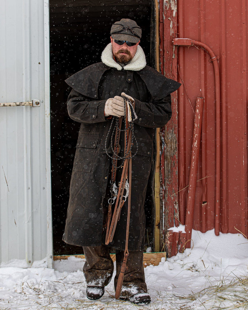 An application scenario or product detail of duster coat male - Image 1