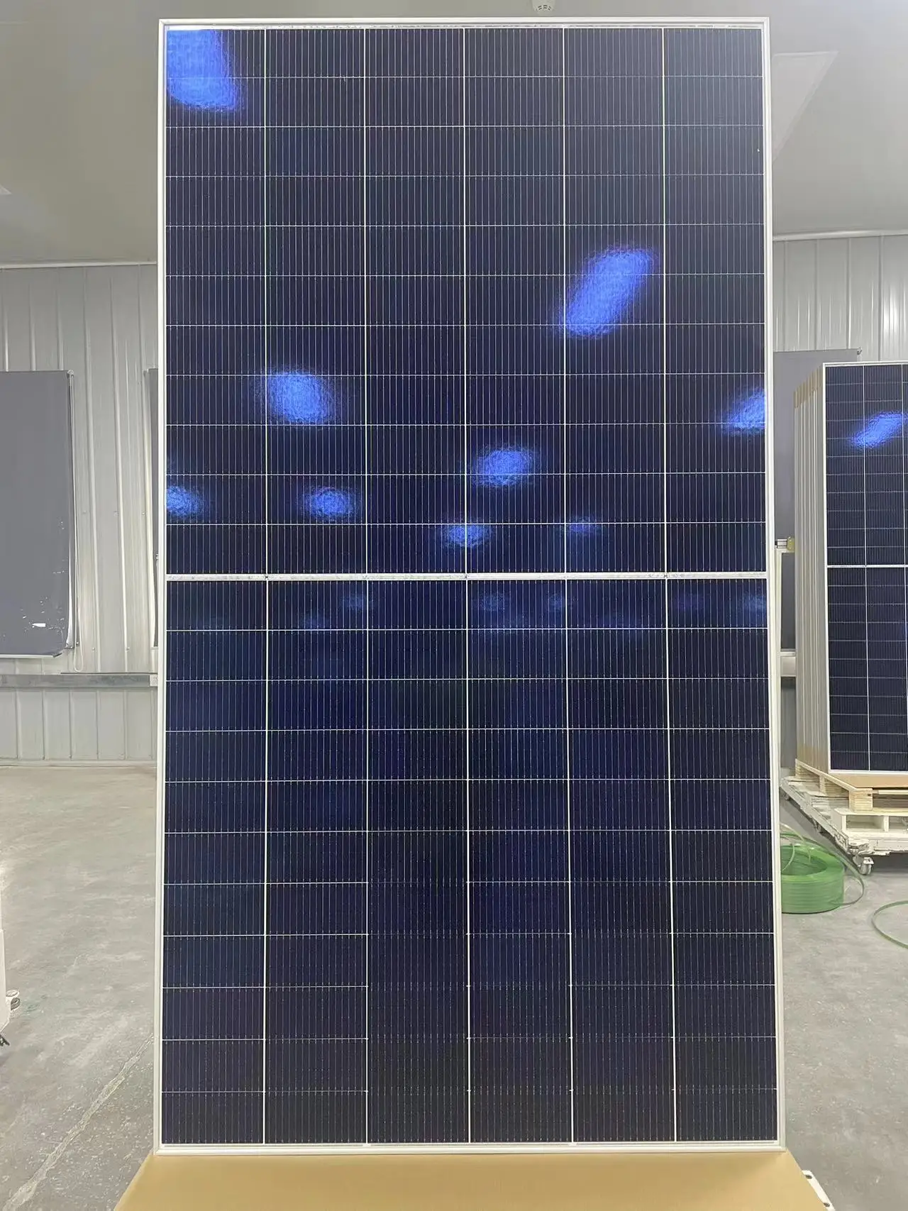 An application scenario or product detail of ebay huasun 750w solar panel price - Image 8