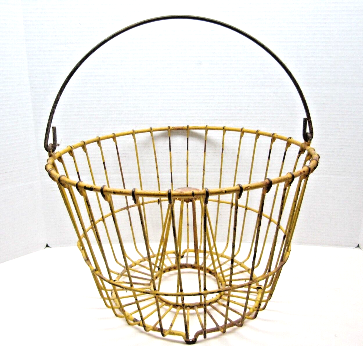 An application scenario or product detail of egg baskets wire - Image 6