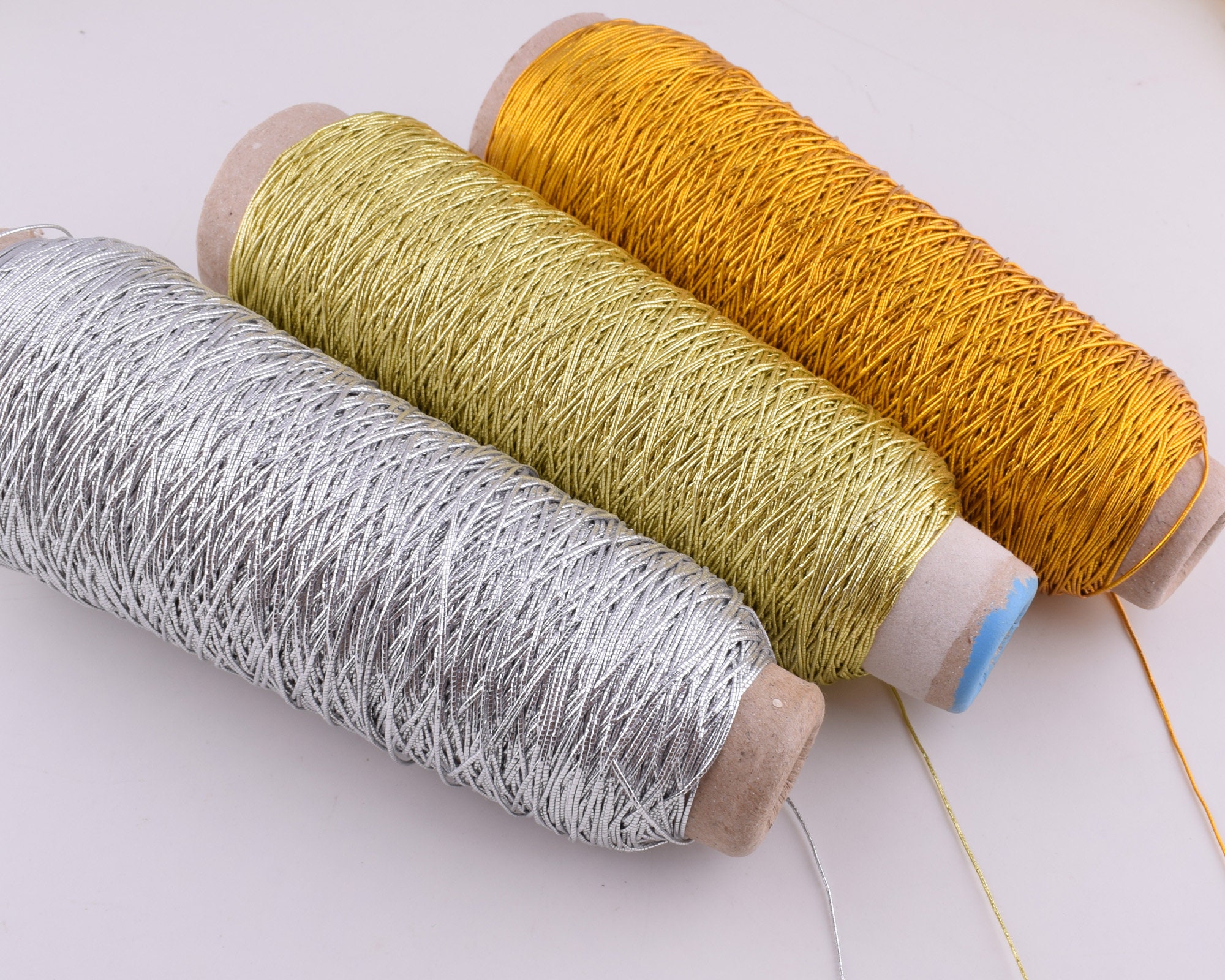 An application scenario or product detail of elastic cord jewelry - Image 7