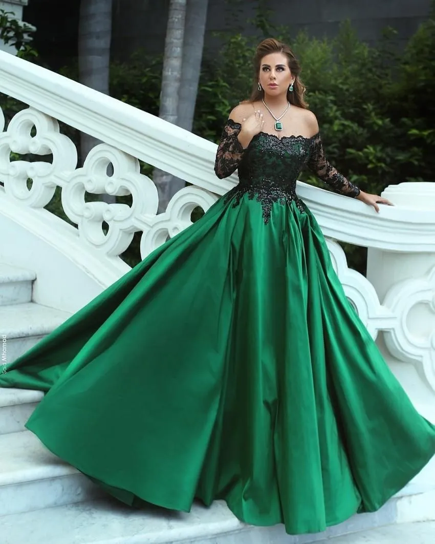 Featured image for the emerald green and black lace off the shoulder guide