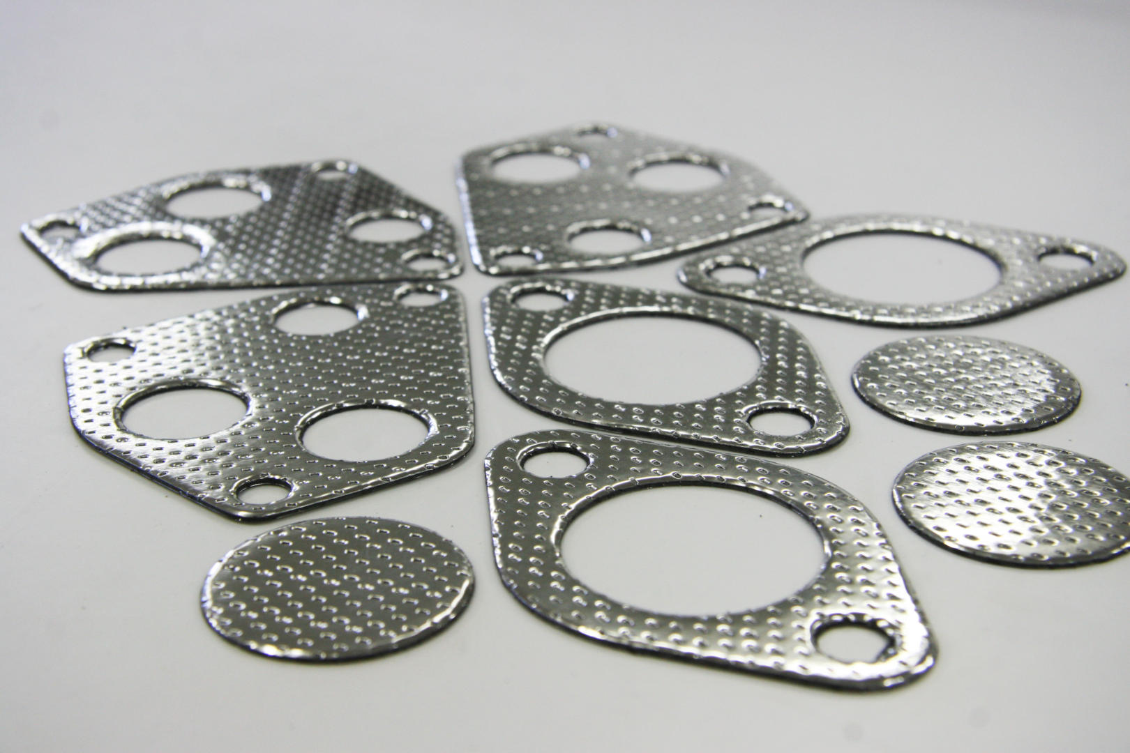 An application scenario or product detail of exhaust pipe gasket material - Image 4