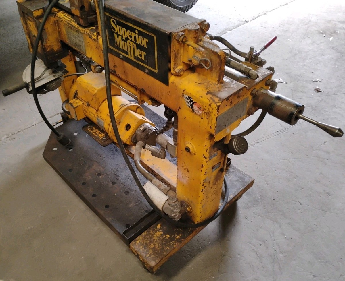 An application scenario or product detail of exhaust pipe tube bender - Image 10