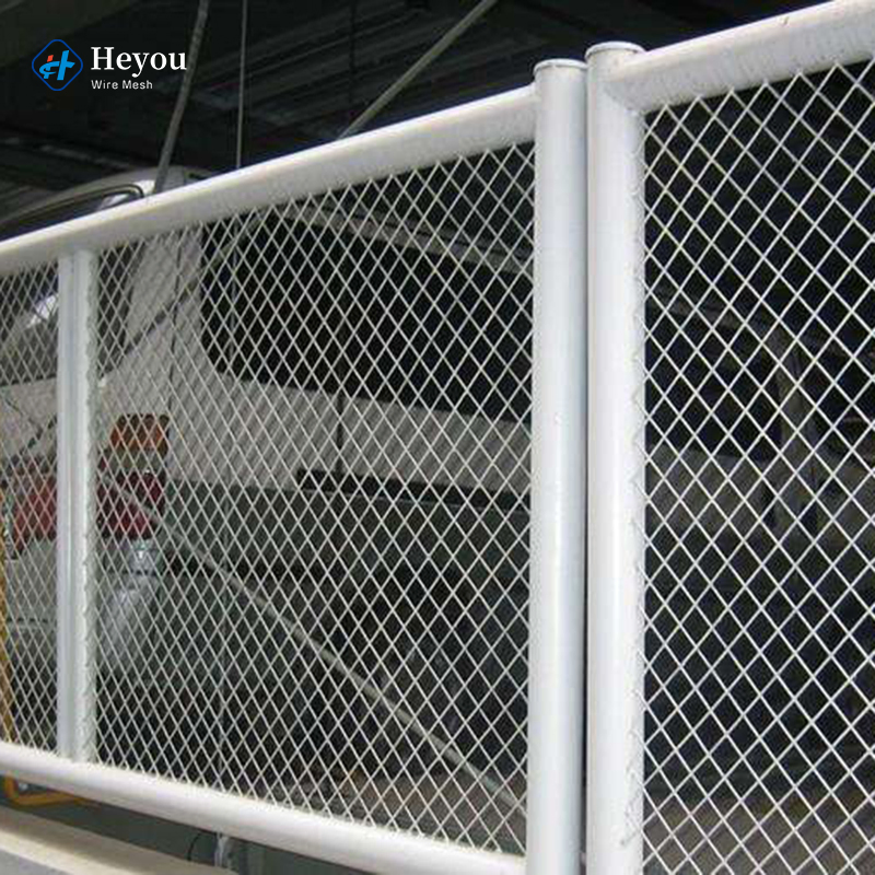 An application scenario or product detail of expanded metal fence - Image 7