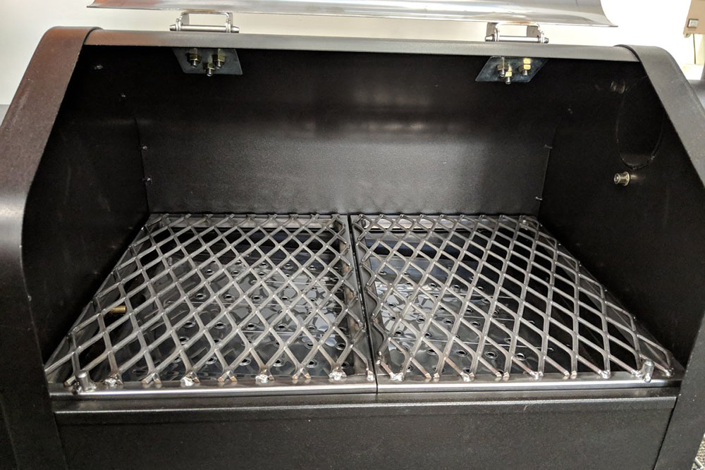 An application scenario or product detail of expanded metal for bbq grill - Image 6