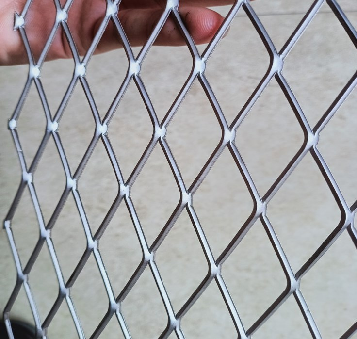 An application scenario or product detail of expanded metal lath - Image 18