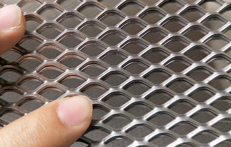 An application scenario or product detail of expanded stainless steel metal - Image 2