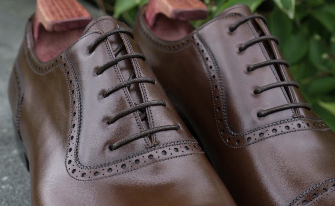 An application scenario or product detail of eyelet shoes - Image 16