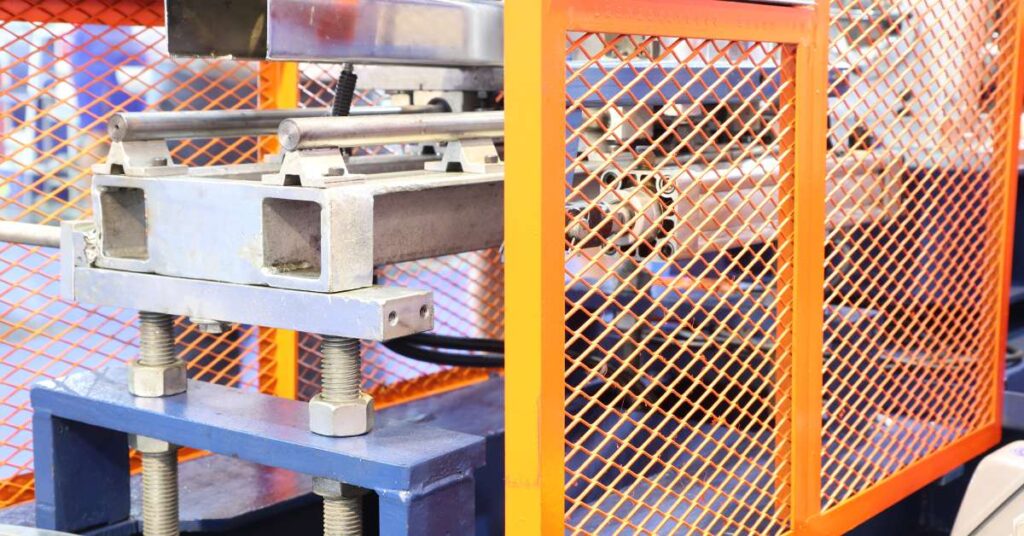 An application scenario or product detail of fixed machine guard - Image 21