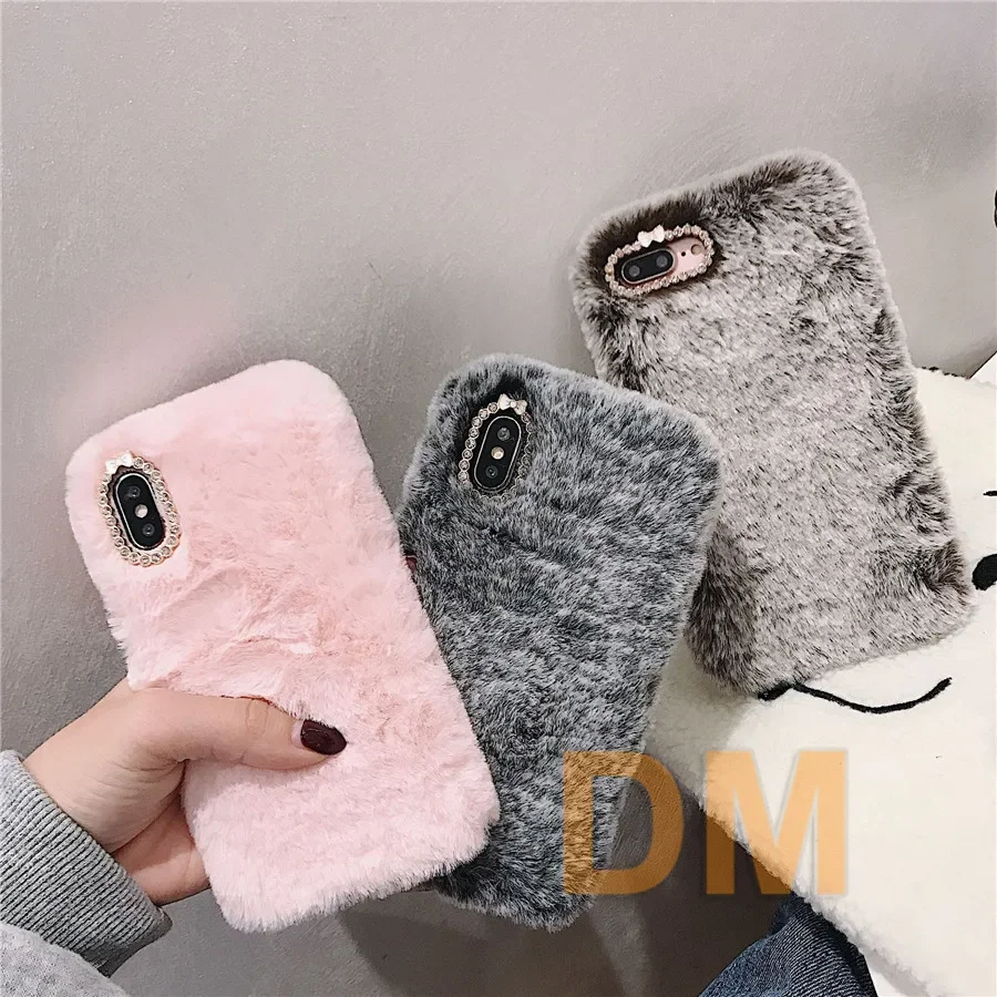 An application scenario or product detail of fluffy phkne case - Image 15