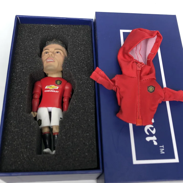 An application scenario or product detail of footballerl vynl art toy - Image 17