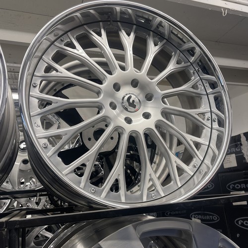 An application scenario or product detail of forgiato rims for sale - Image 4