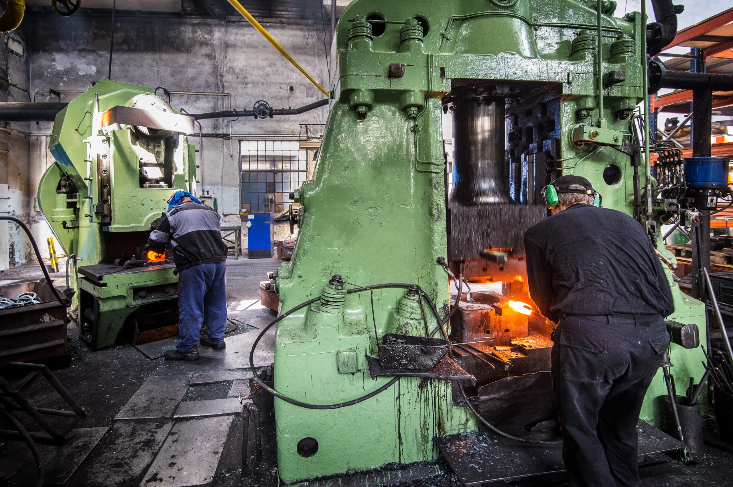 An application scenario or product detail of forging machine - Image 12