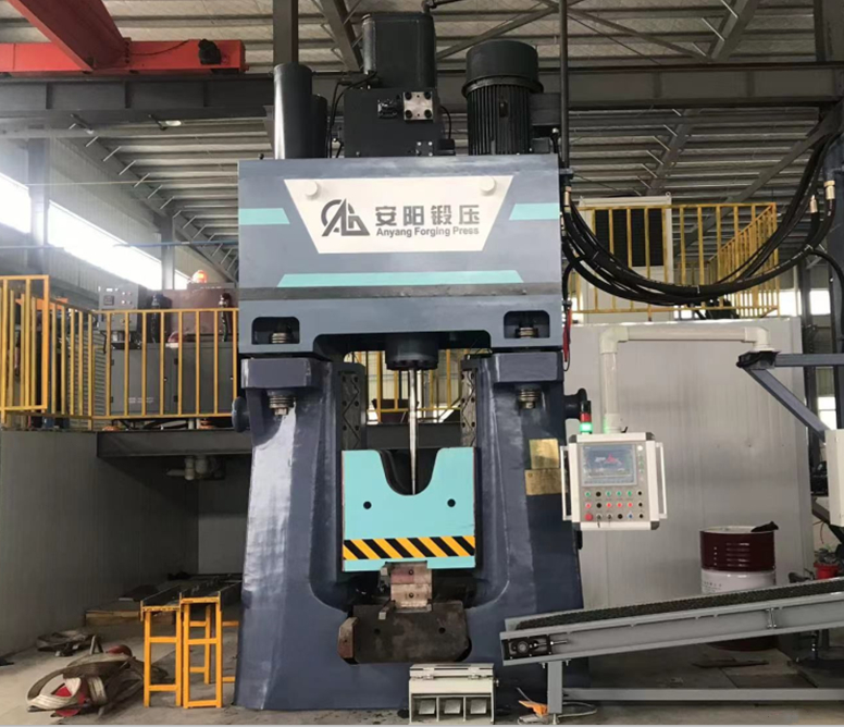An application scenario or product detail of forging machine - Image 16
