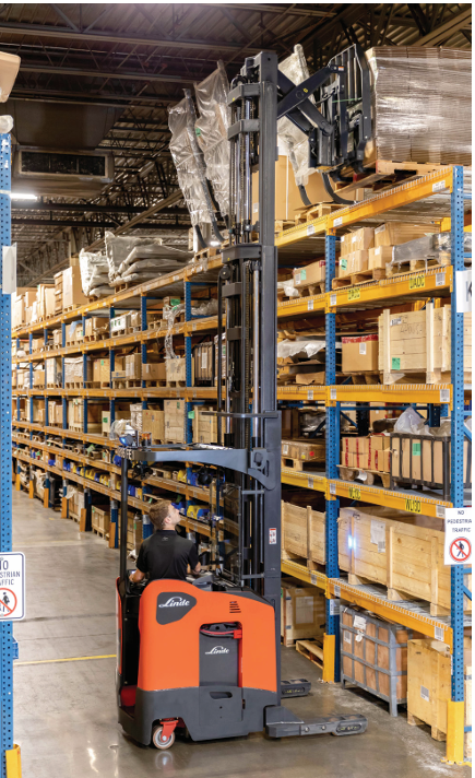 An application scenario or product detail of forklift outriggers - Image 11