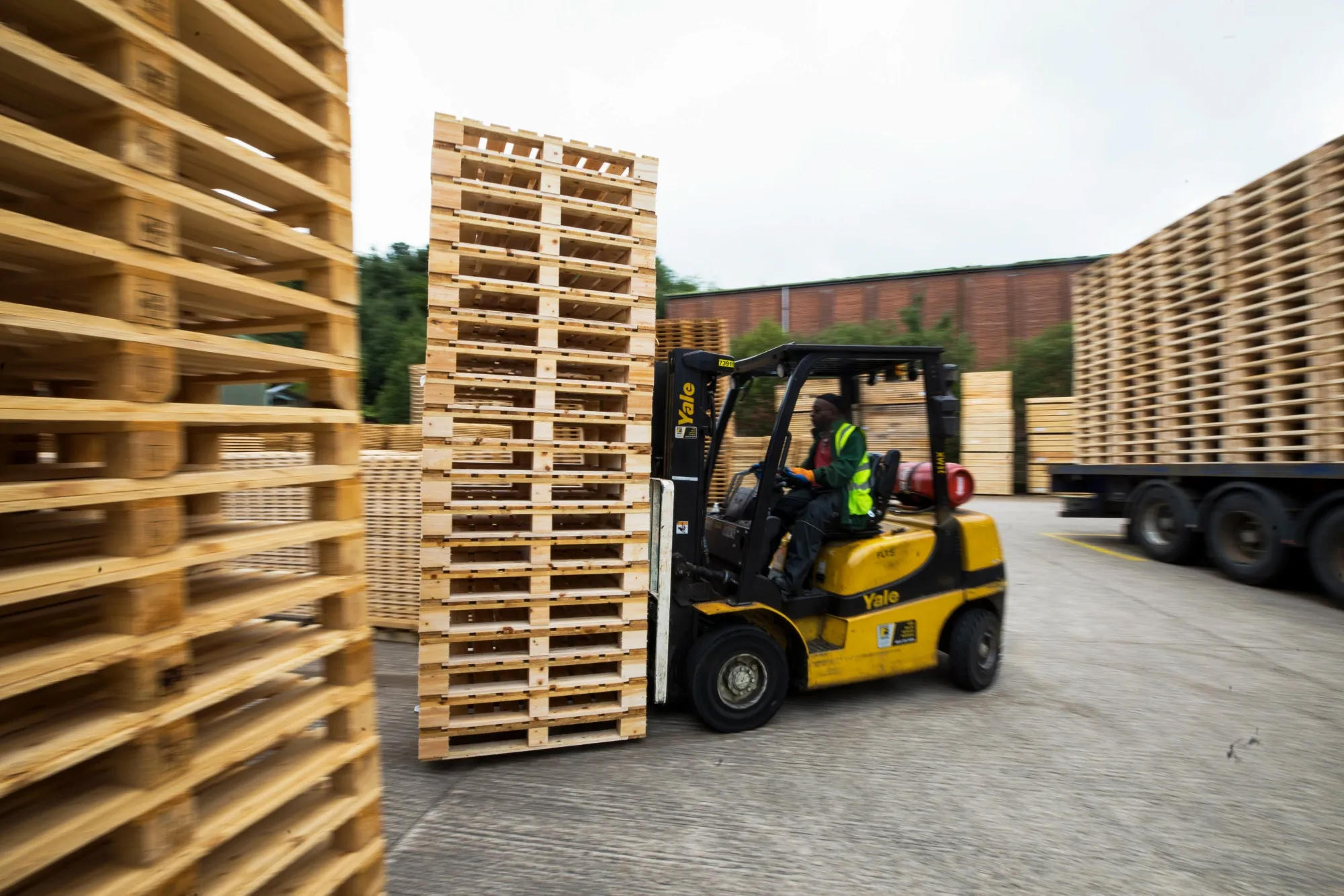 An application scenario or product detail of freight pallets - Image 7