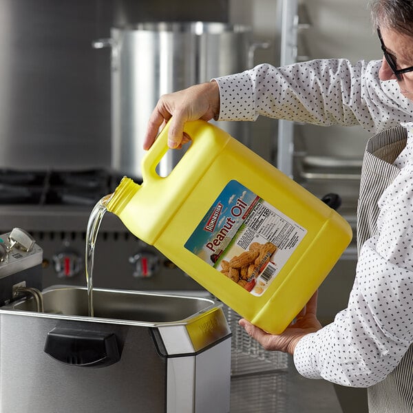 An application scenario or product detail of fryer oil - Image 1