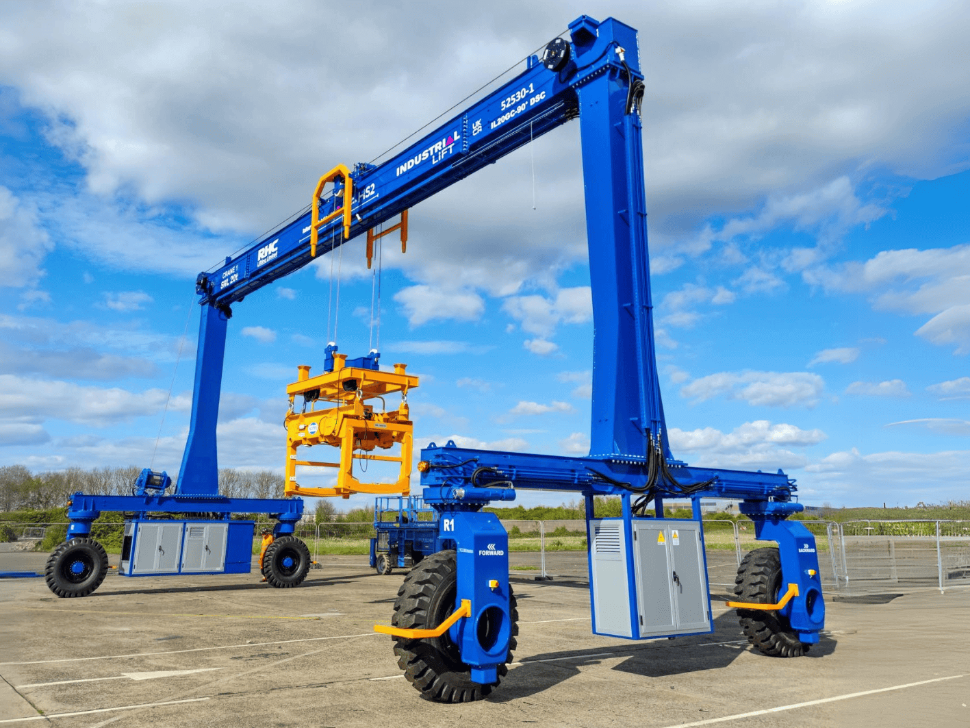 An application scenario or product detail of gantry crane device - Image 16