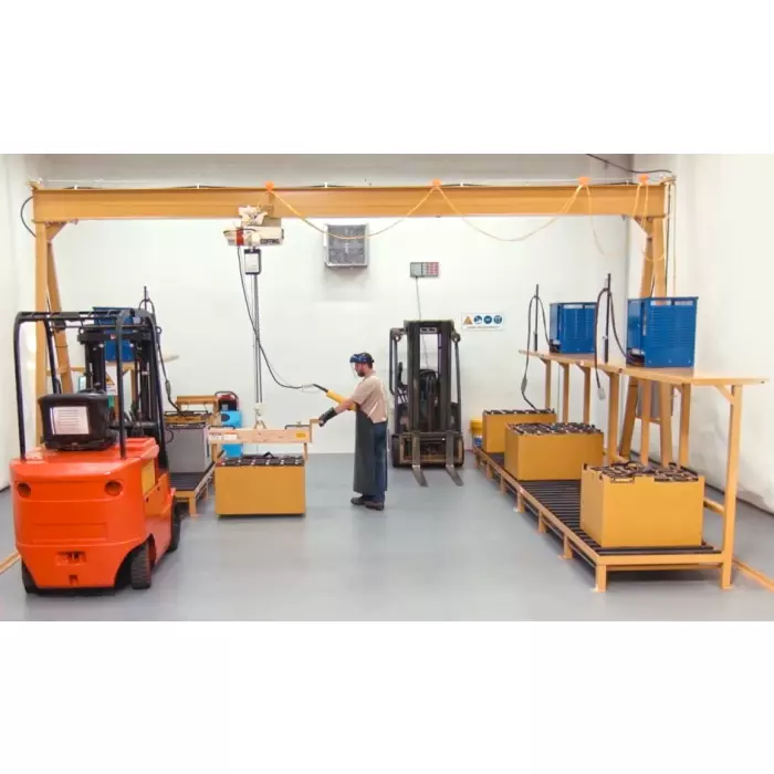 关于 gantry crane 的说明性图片