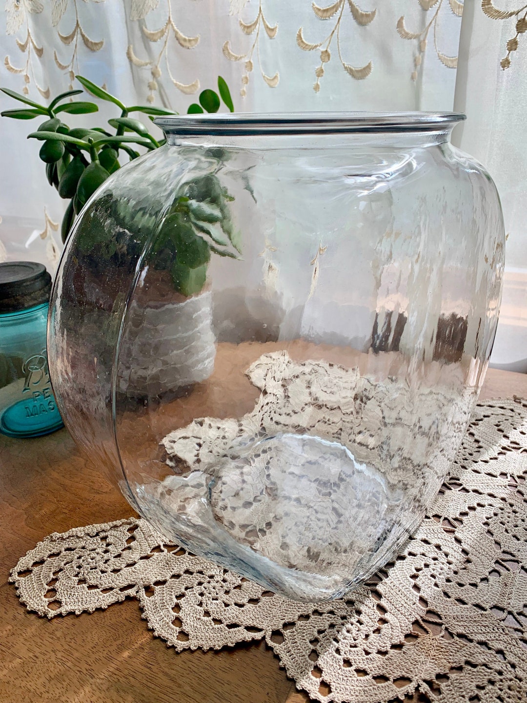 An application scenario or product detail of glass fish bowl - Image 14