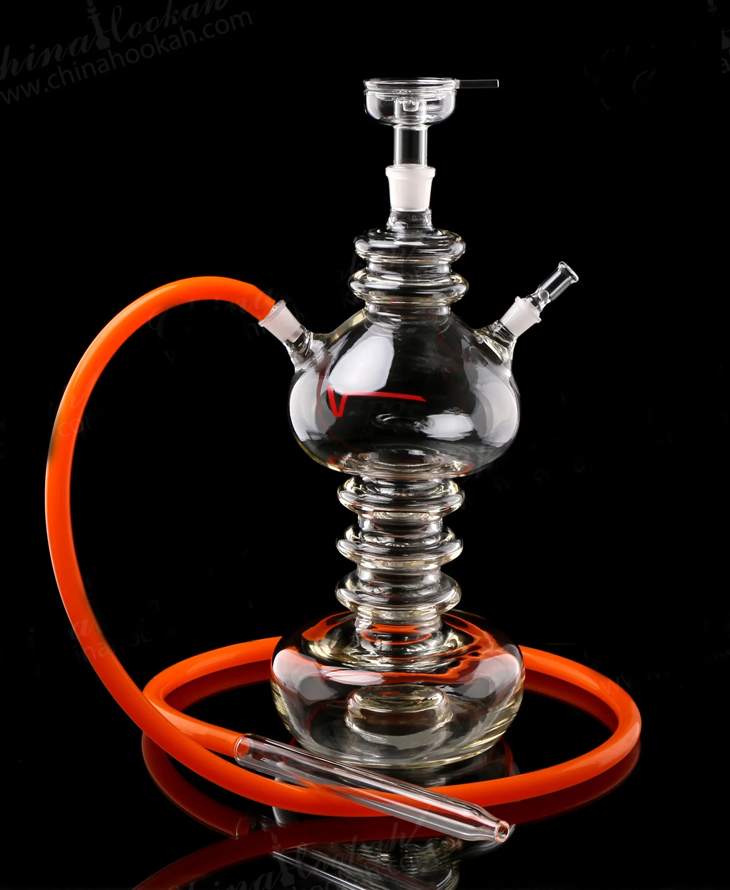An application scenario or product detail of glass hookah - Image 12