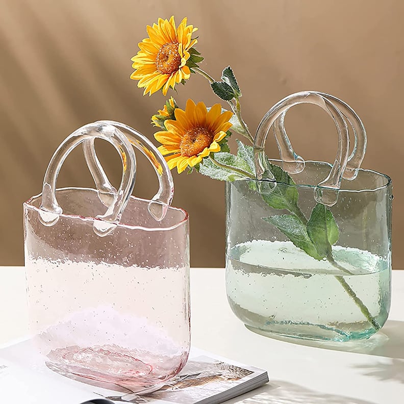 An application scenario or product detail of glass purse vase - Image 10
