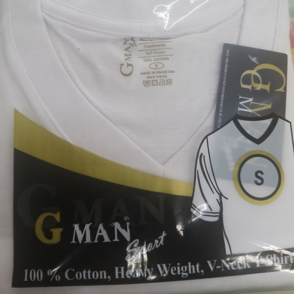 An application scenario or product detail of gman white t-shirt - Image 4