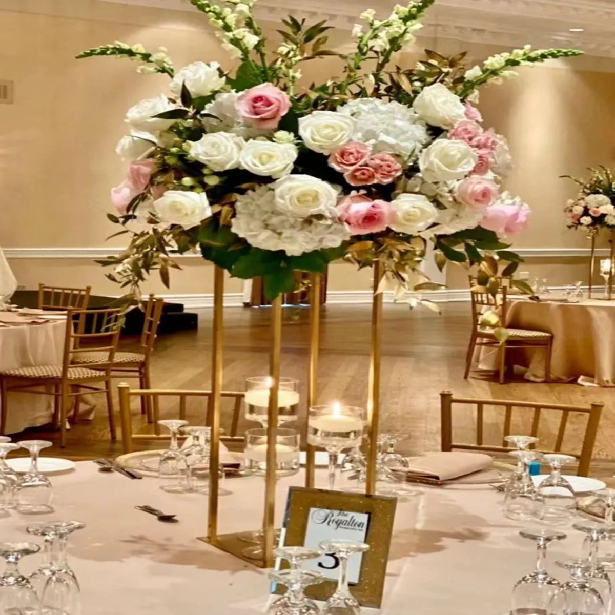 An application scenario or product detail of gold centerpieces - Image 7