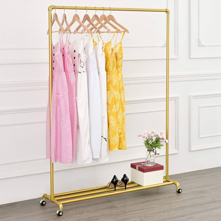 An application scenario or product detail of gold clothing rack - Image 9