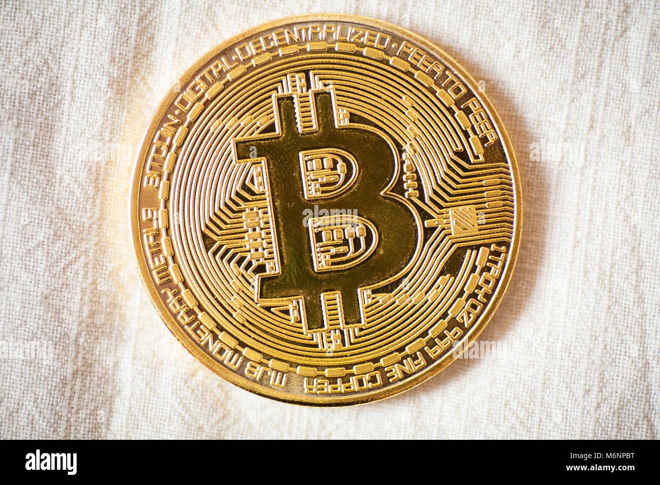 Featured image for gold coin - bitcoin logo gold coin last bitcoin ...