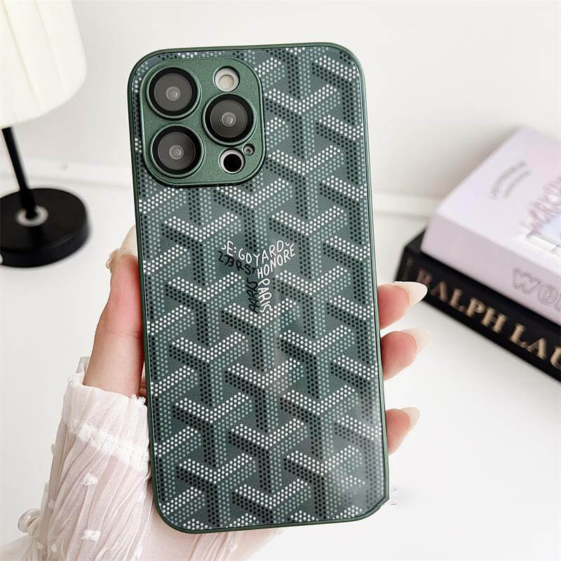 An application scenario or product detail of goyard phone case - Image 18