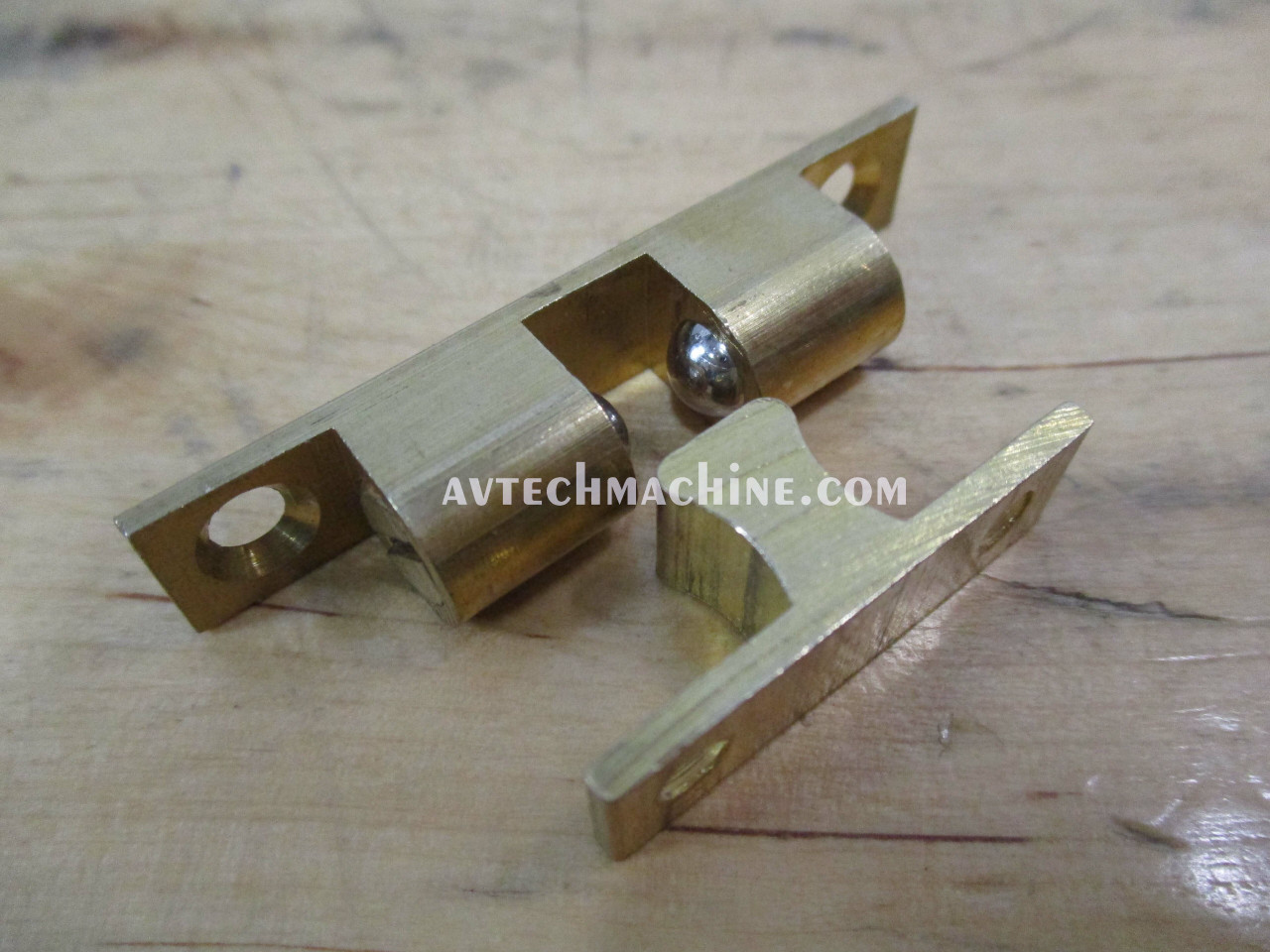 An application scenario or product detail of grab latch - Image 10